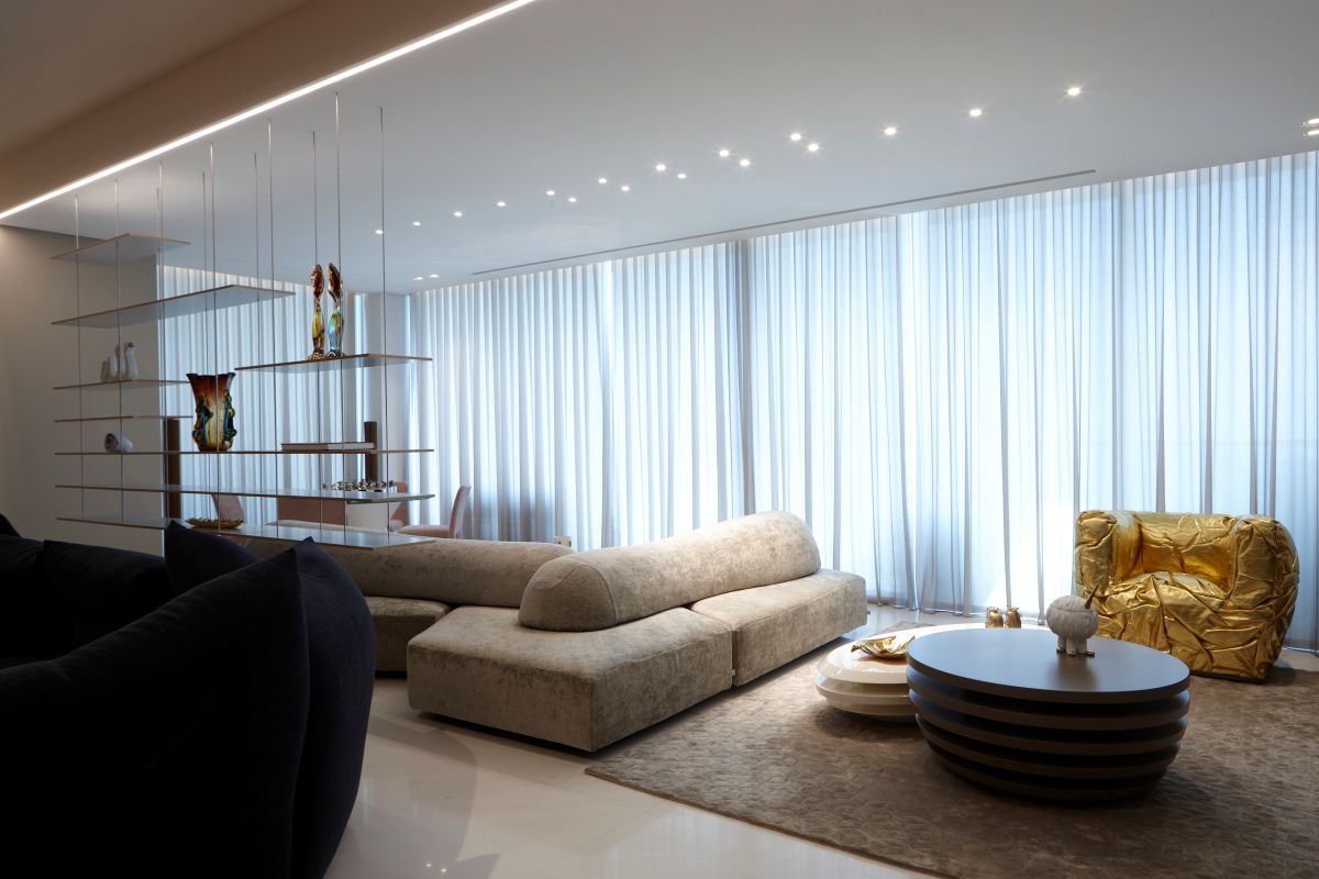 residence on the corniche photograph 15