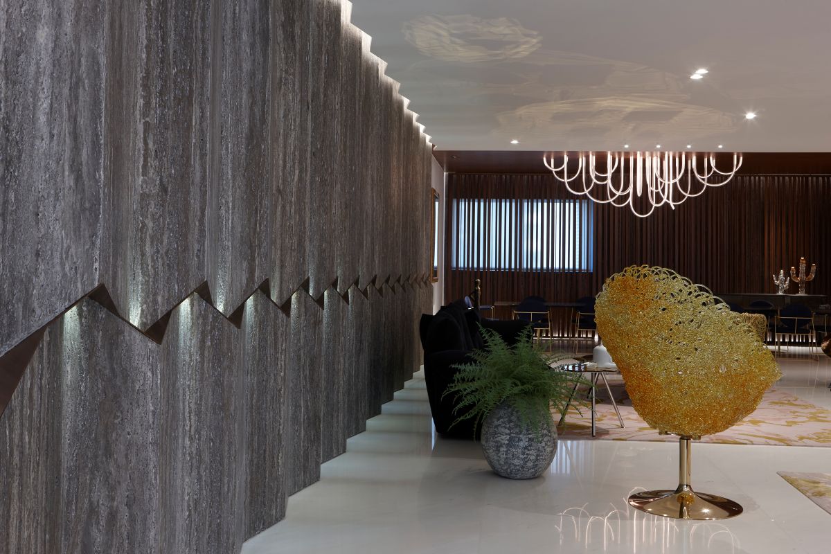 residence on the corniche photograph 17