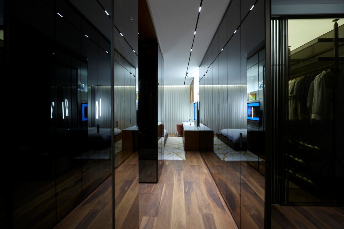 residence on the corniche photograph 28