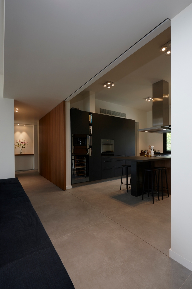 artist house photograph 9